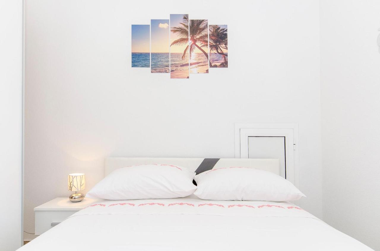 Apartment Paradise Постира Екстериор снимка